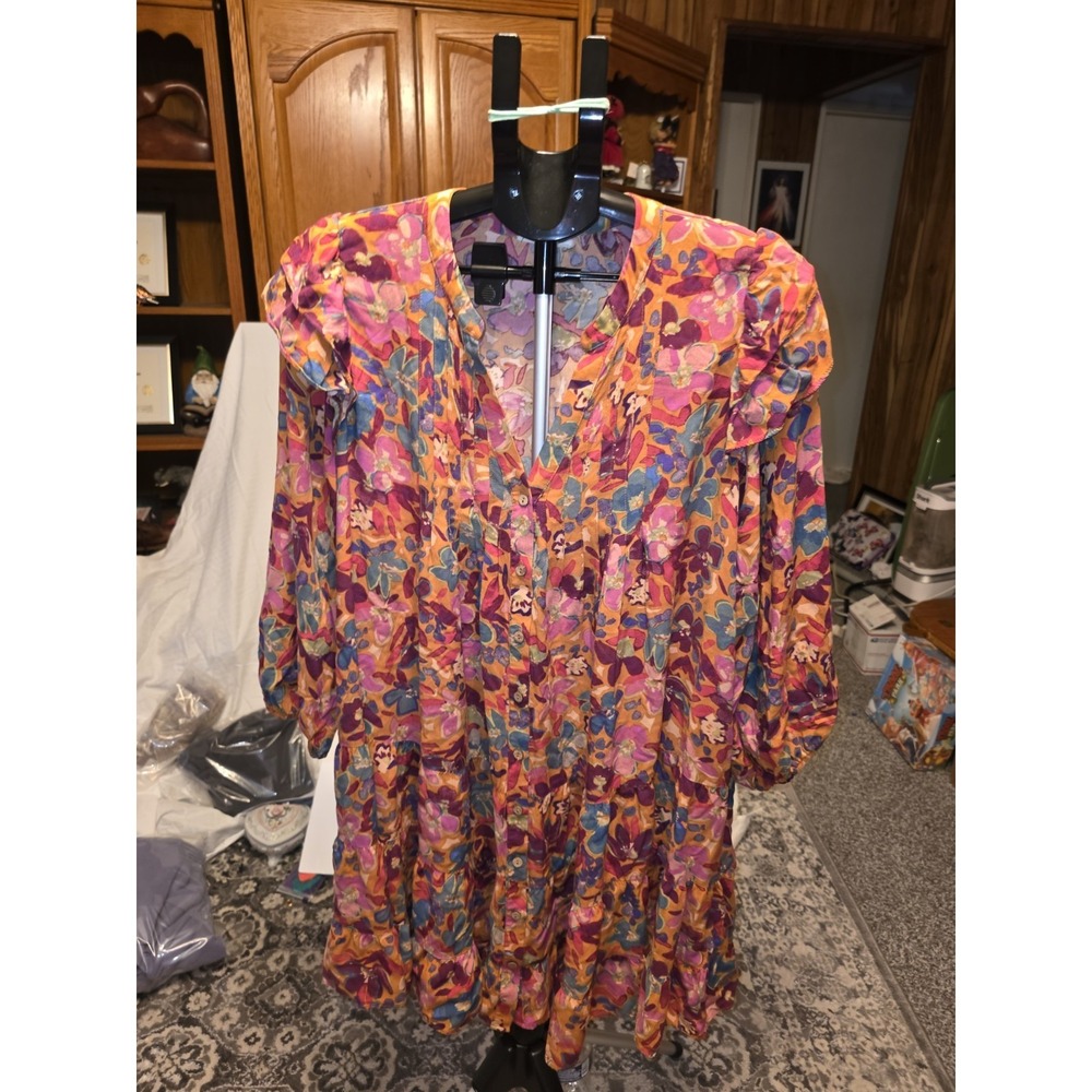 Easel Size L Dress. Button Up Front With Ruffle Hem And‎ Shoulders 3/4...